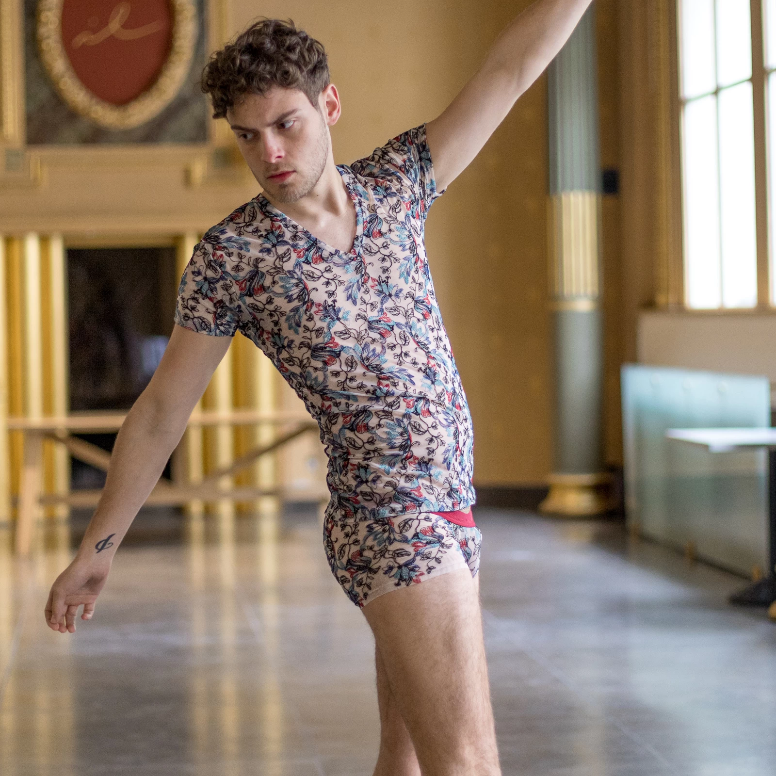 T-Shirt L Homme Invisible Fleurs De Peau MY73FDP â Image 2